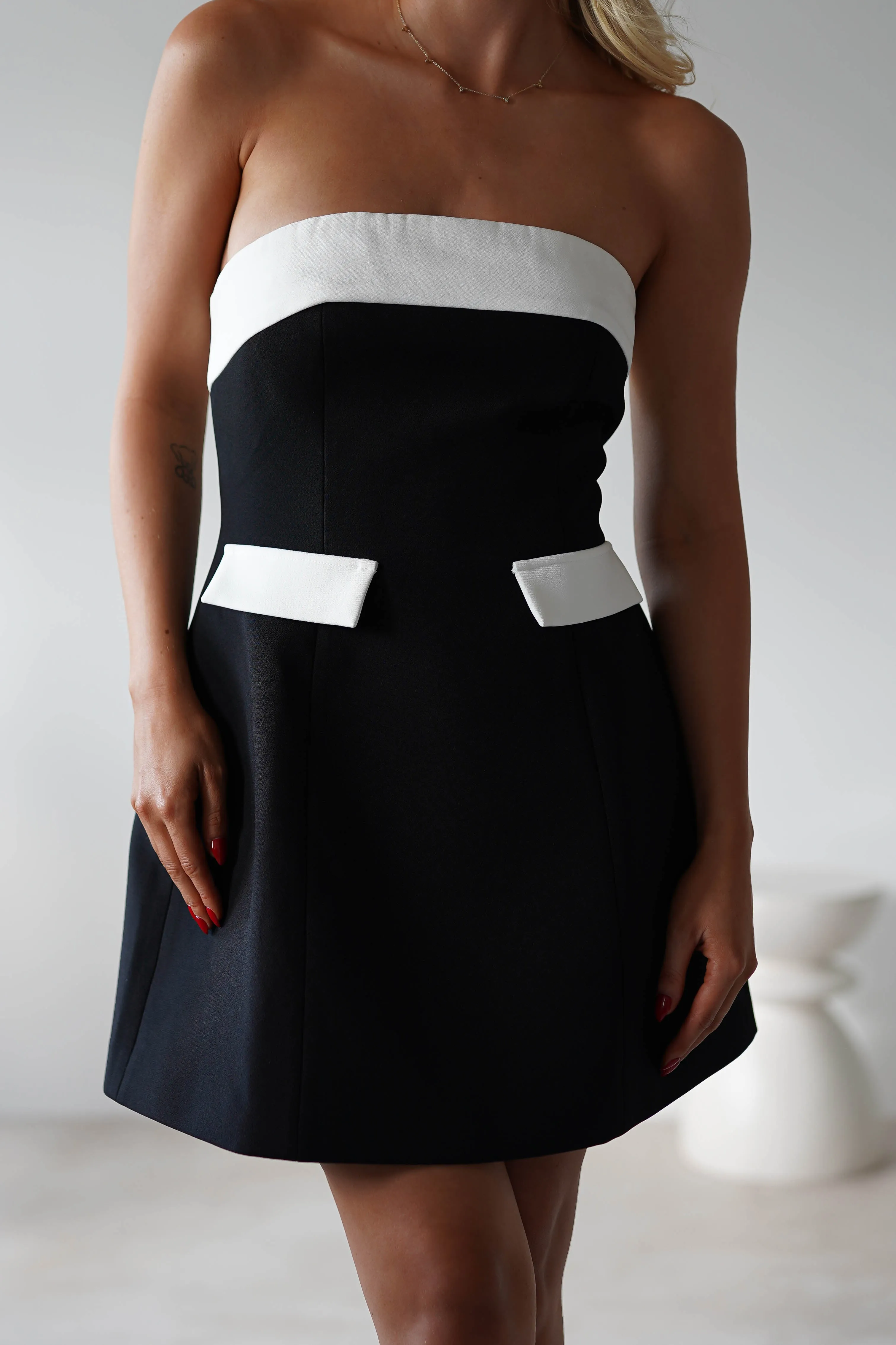 Annie Monochrom Mini Dress | Black/White