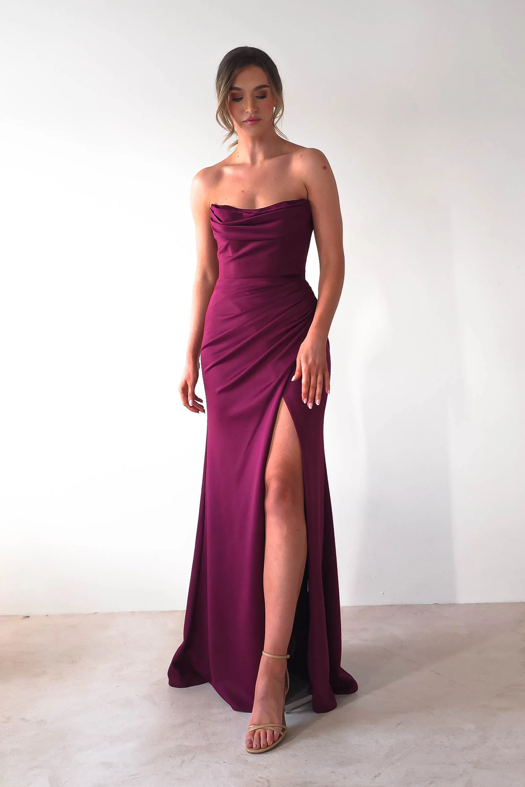 Grasie Bodycon Strapless Gown | Wine