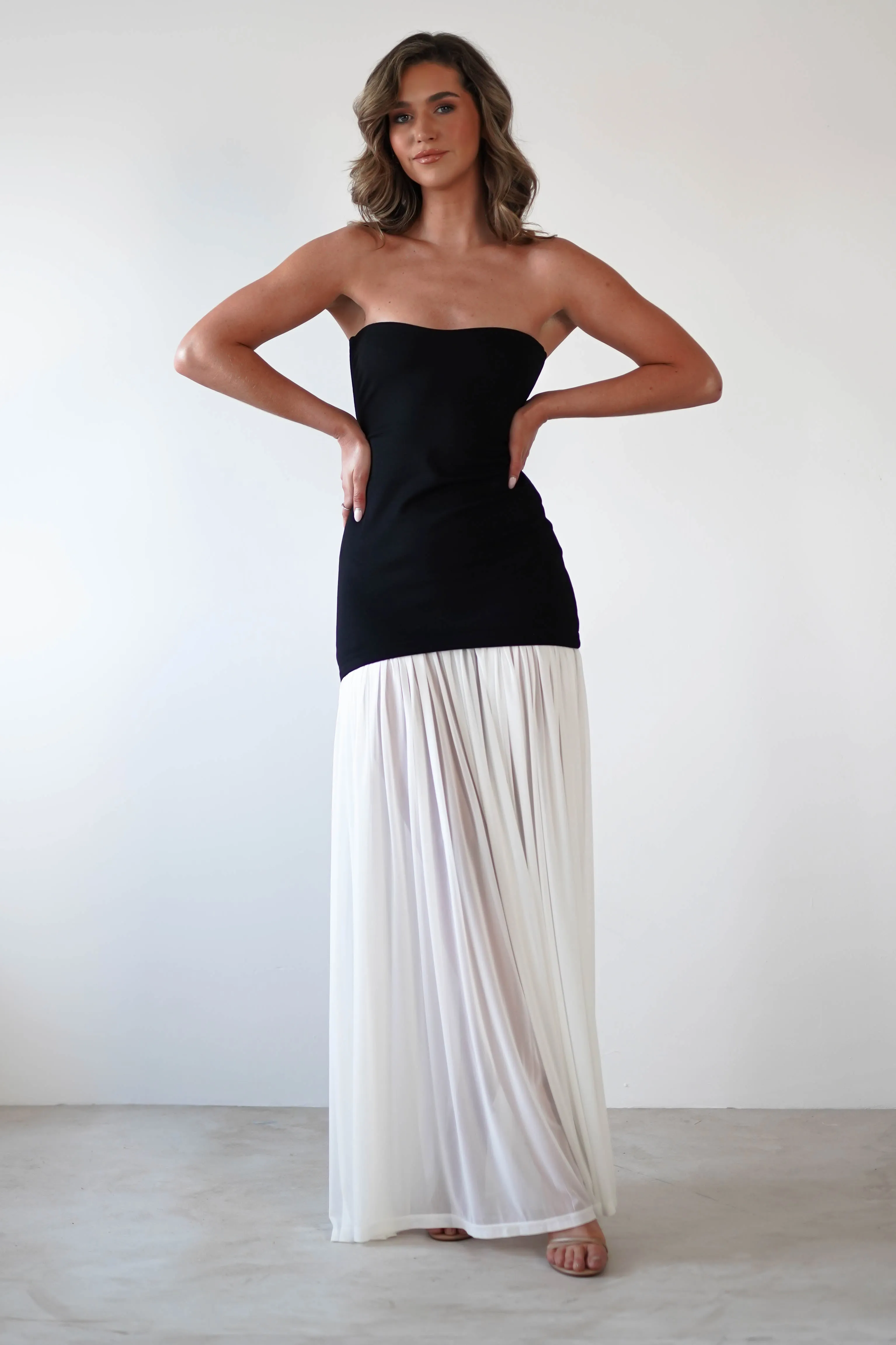 Mel Strapless Chiffon Skirt Maxi Dress  dress,evening dress,graduation dress,party dress,birthday dress,beautiful dress,dress,summer dress,beautiful dressBlack/White