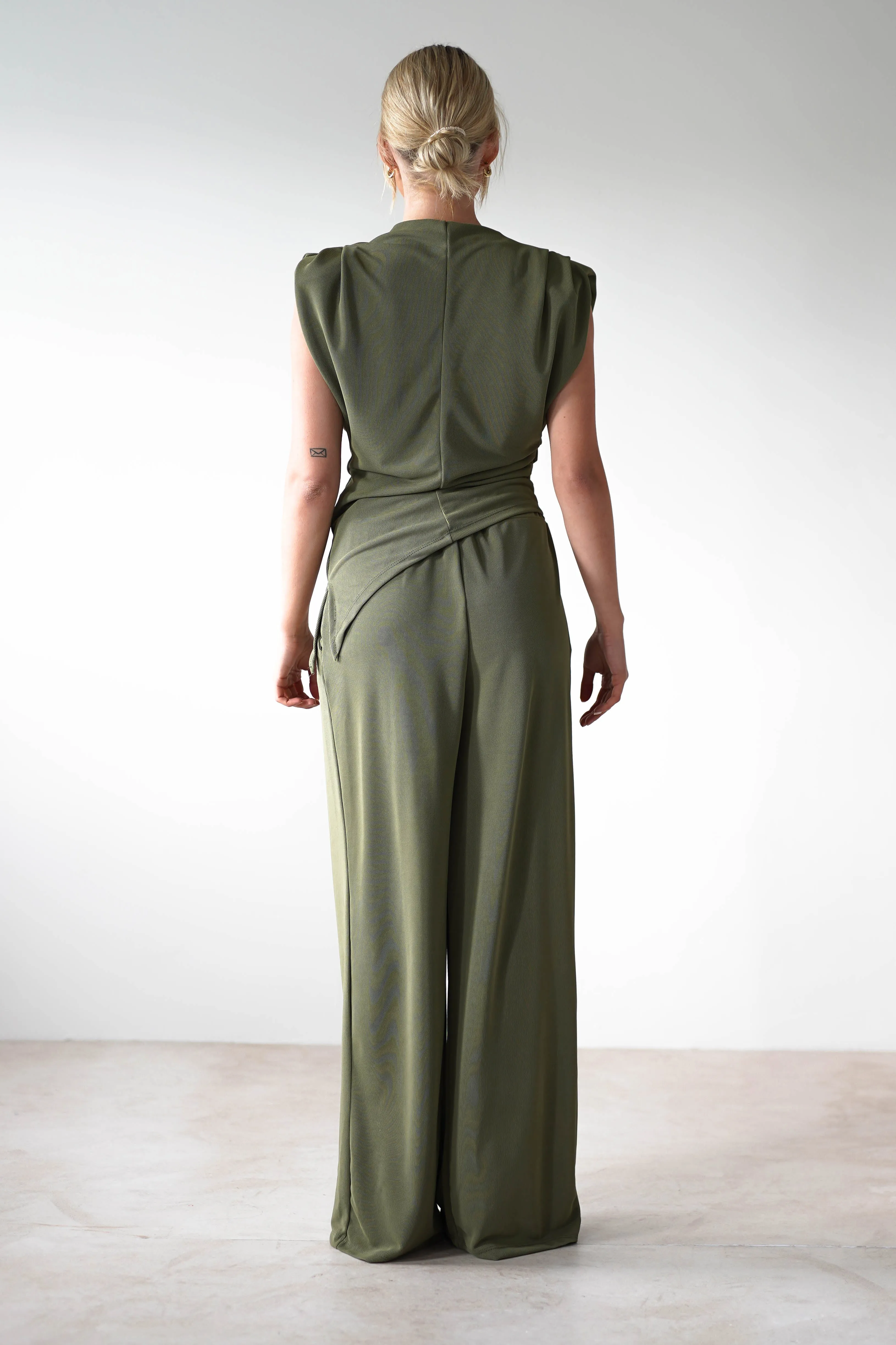 Mina Strechy 2 Piece Set | Olive
