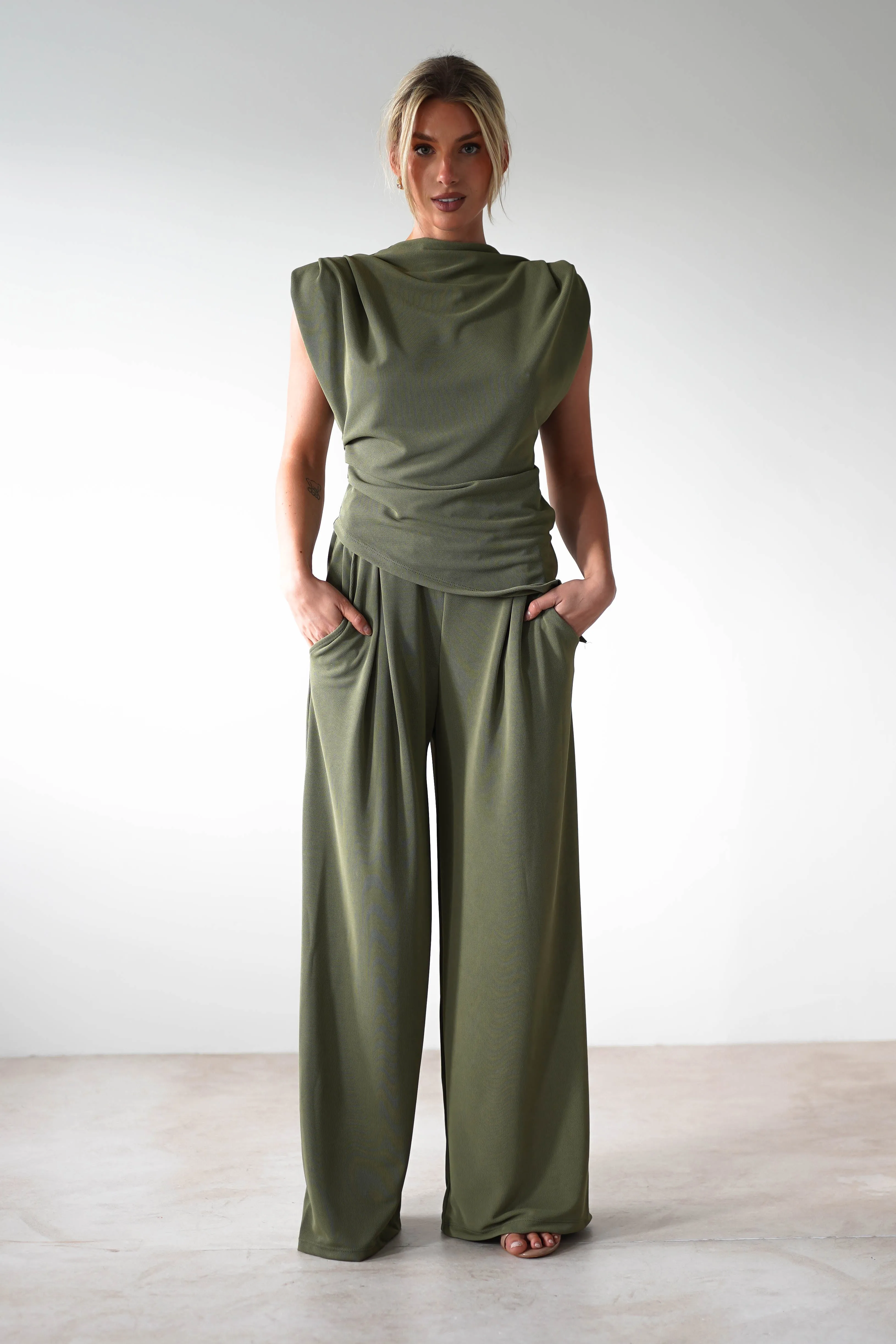 Mina Strechy 2 Piece Set | Olive