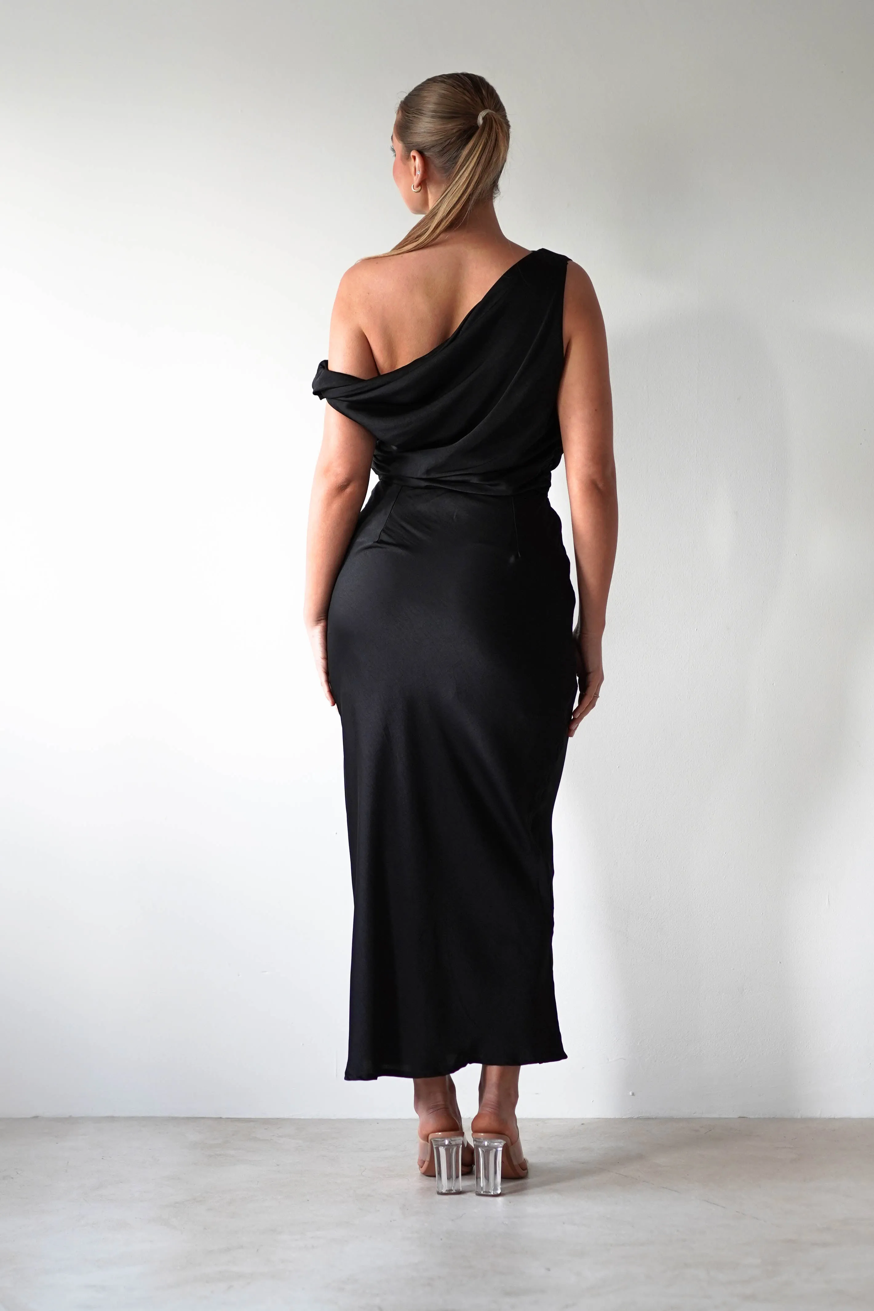 Odelle Soft Off The Shoulder Maxi | Black