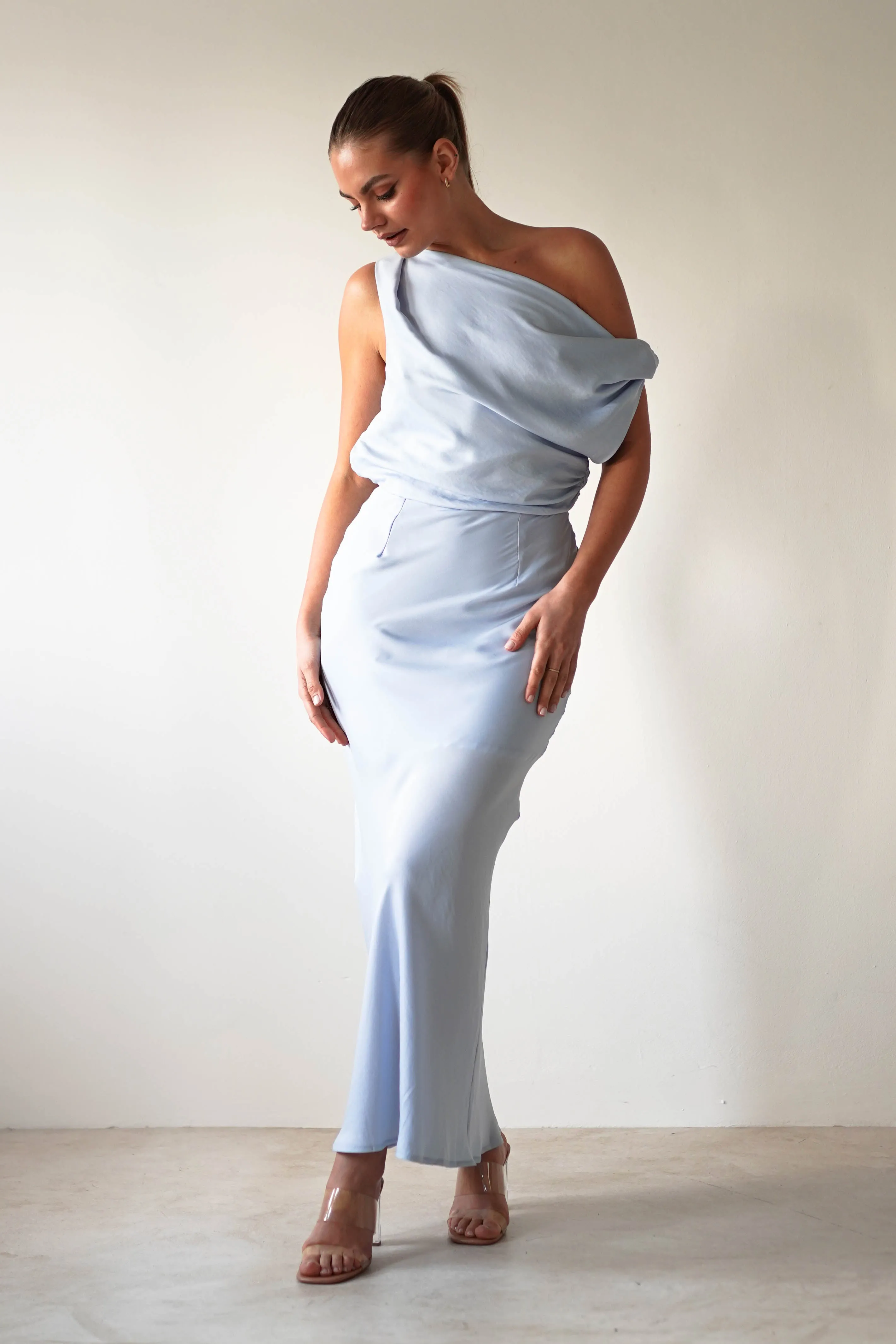 Odelle Soft Off The Shoulder Maxi | Blue