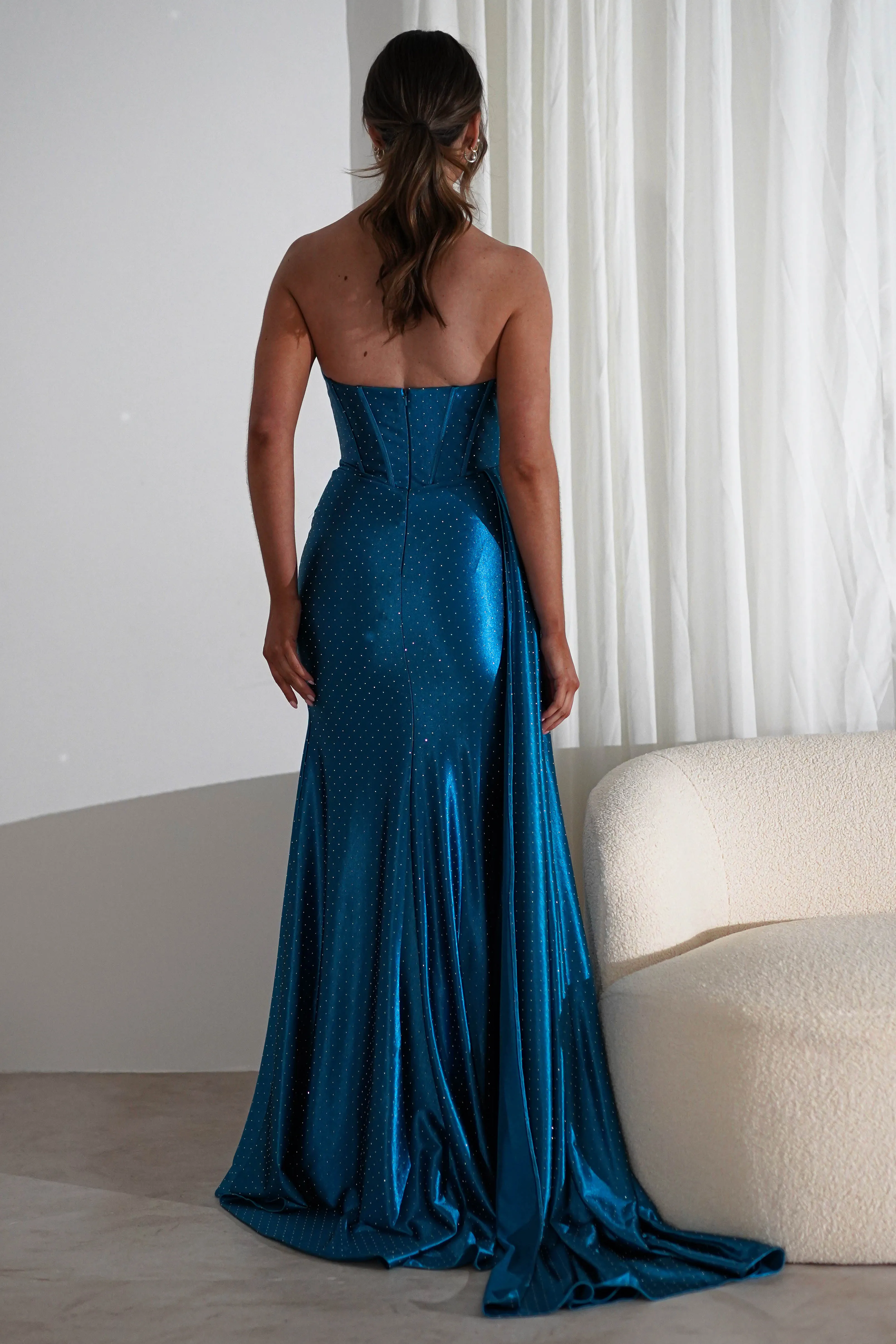 Pranvera Embellished Luxurious Gown | Peacock