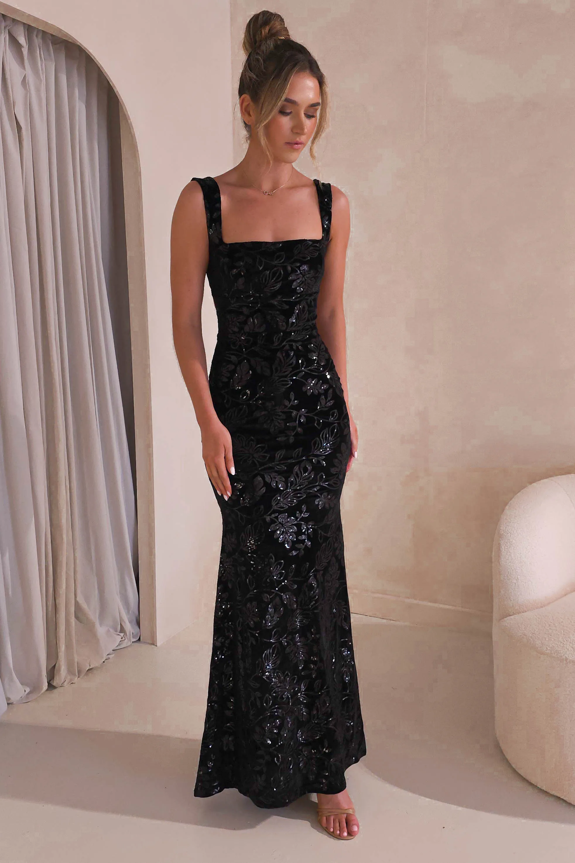 Sharma Squareneck Velvet Gown | Black