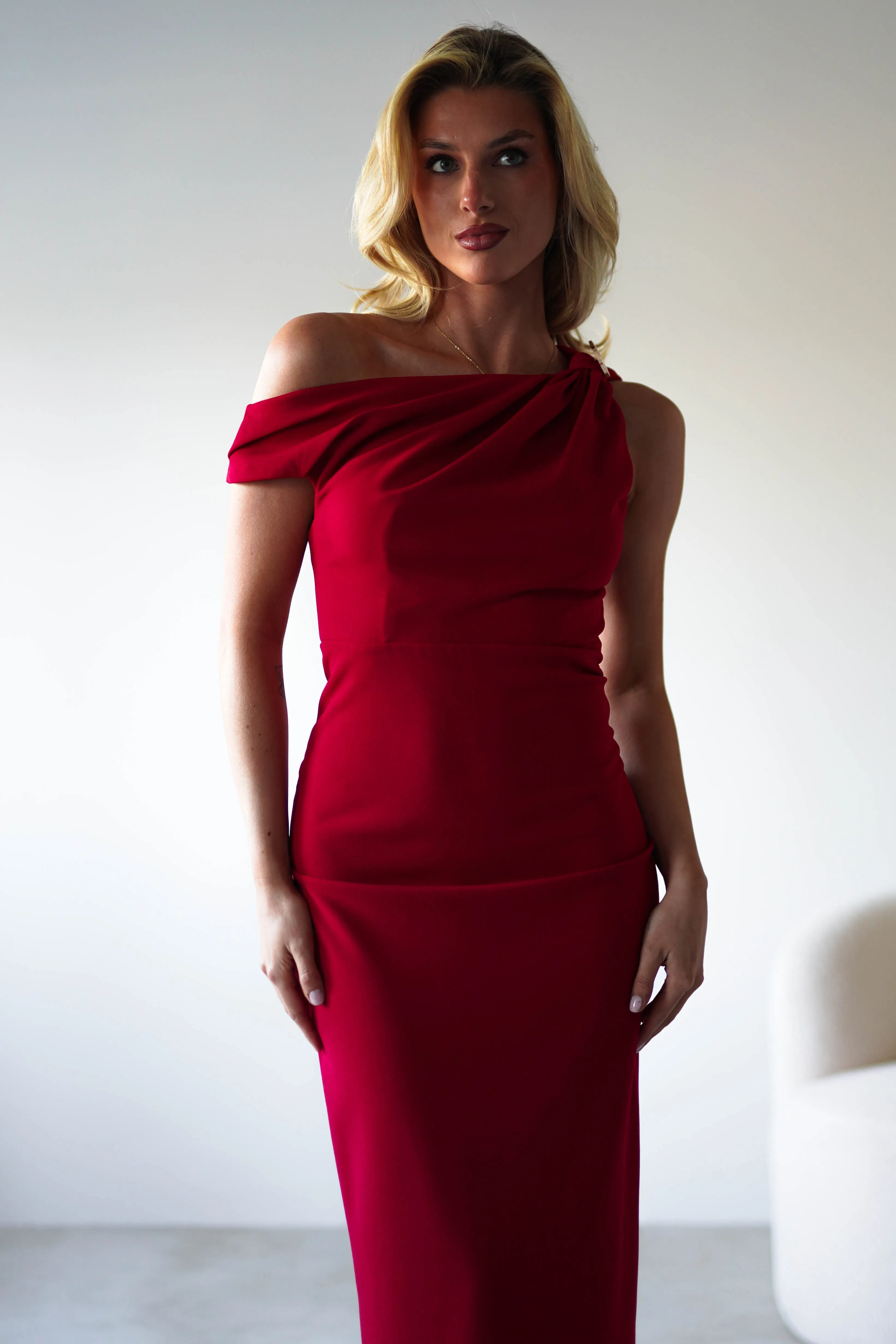Shayna Off The Shouler Midaxi | Red