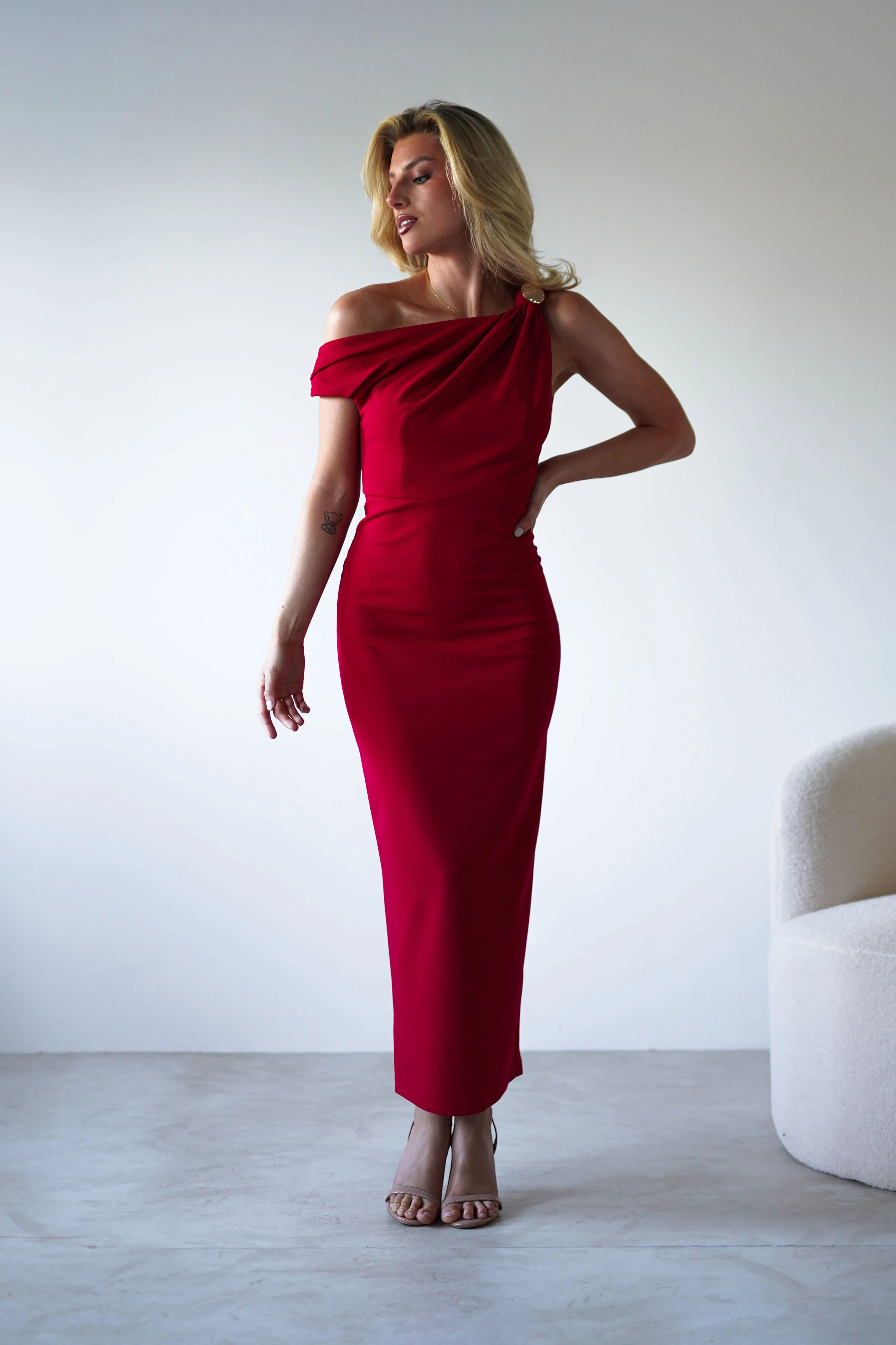 Shayna Off The Shouler Midaxi | Red